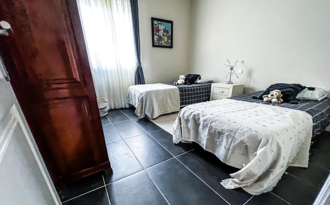 Villa Canis Tias Bagian luar foto